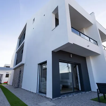 Piscina Aquecida E Casa De Banho Privativa Homestay
