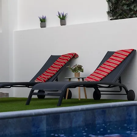 Piscina Aquecida E Casa De Banho Privativa Fernao Ferro