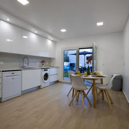 Piscina Aquecida E Casa De Banho Privativa Fernão Ferro