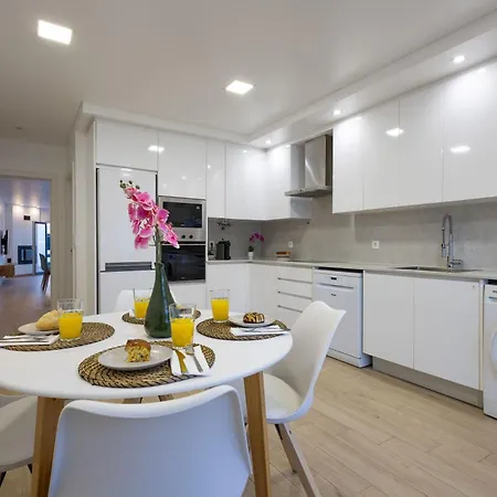 Piscina Aquecida E Casa De Banho Privativa Habitación en casa particular Fernão Ferro